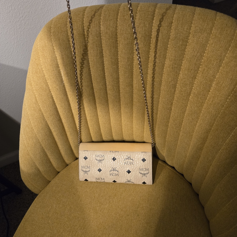 MCM Cream Leather Wallet - Picture 4 of 5